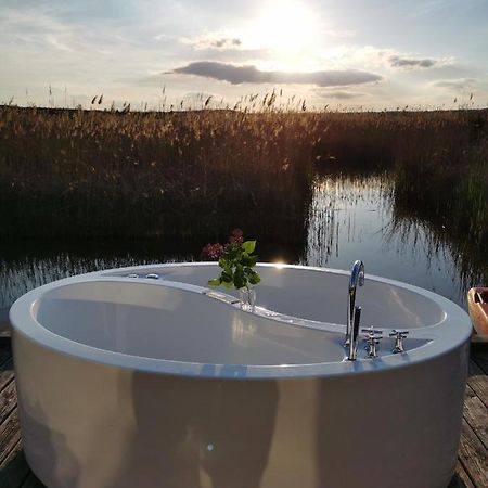 Pfahlbau Sunset II Toplage Inklusive Elektroboot Rust Ngoại thất bức ảnh