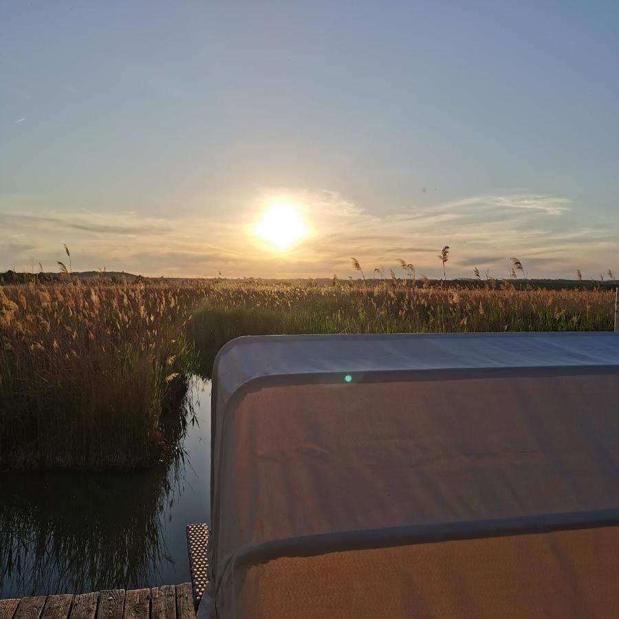 Pfahlbau Sunset II Toplage Inklusive Elektroboot Rust Ngoại thất bức ảnh
