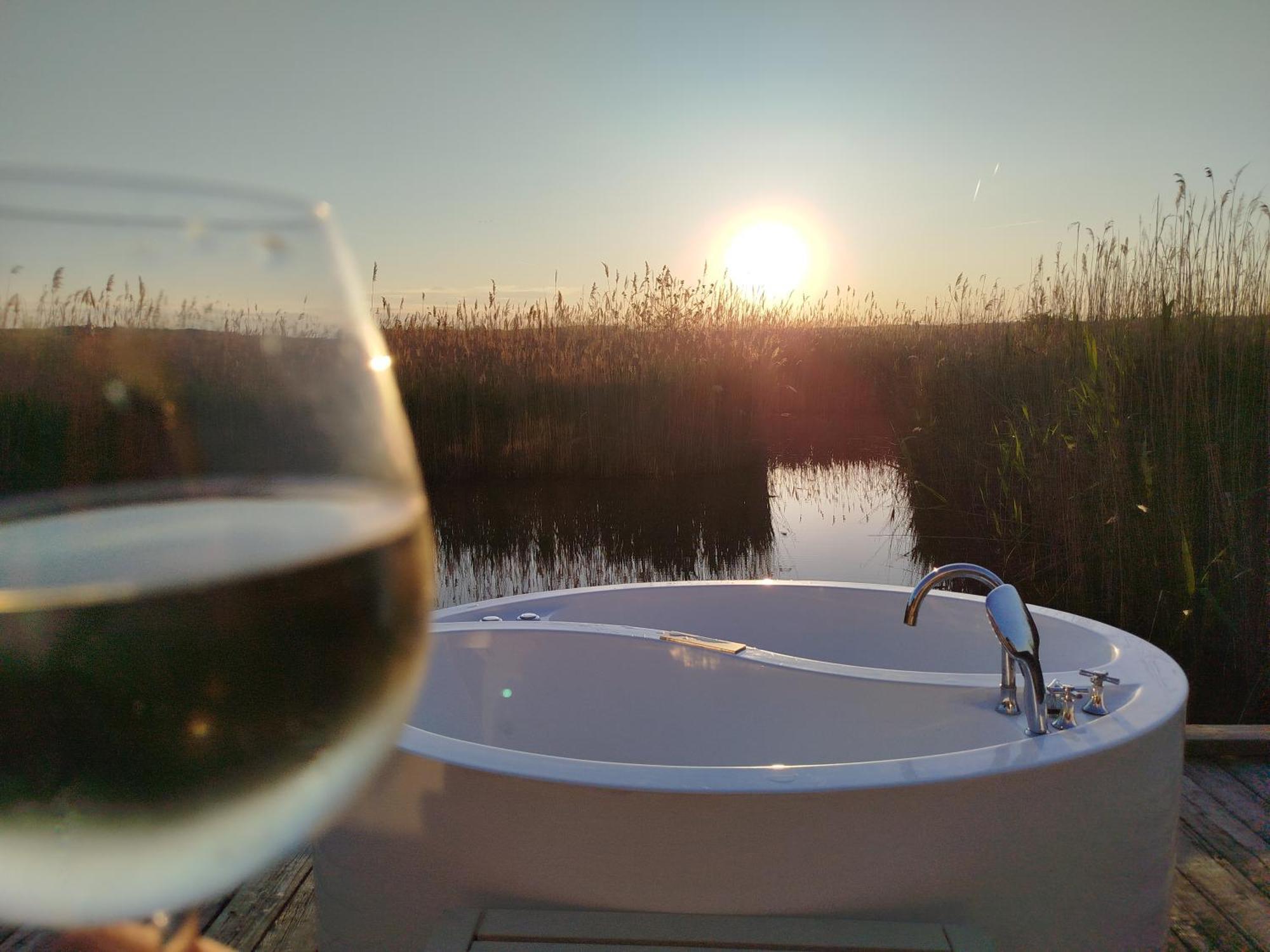 Pfahlbau Sunset II Toplage Inklusive Elektroboot Rust Ngoại thất bức ảnh